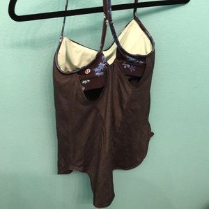 Lululemon workout top